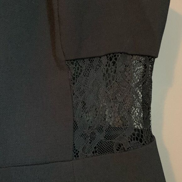 BCBGeneration black sleeveless lace dress - Picture 9 of 15